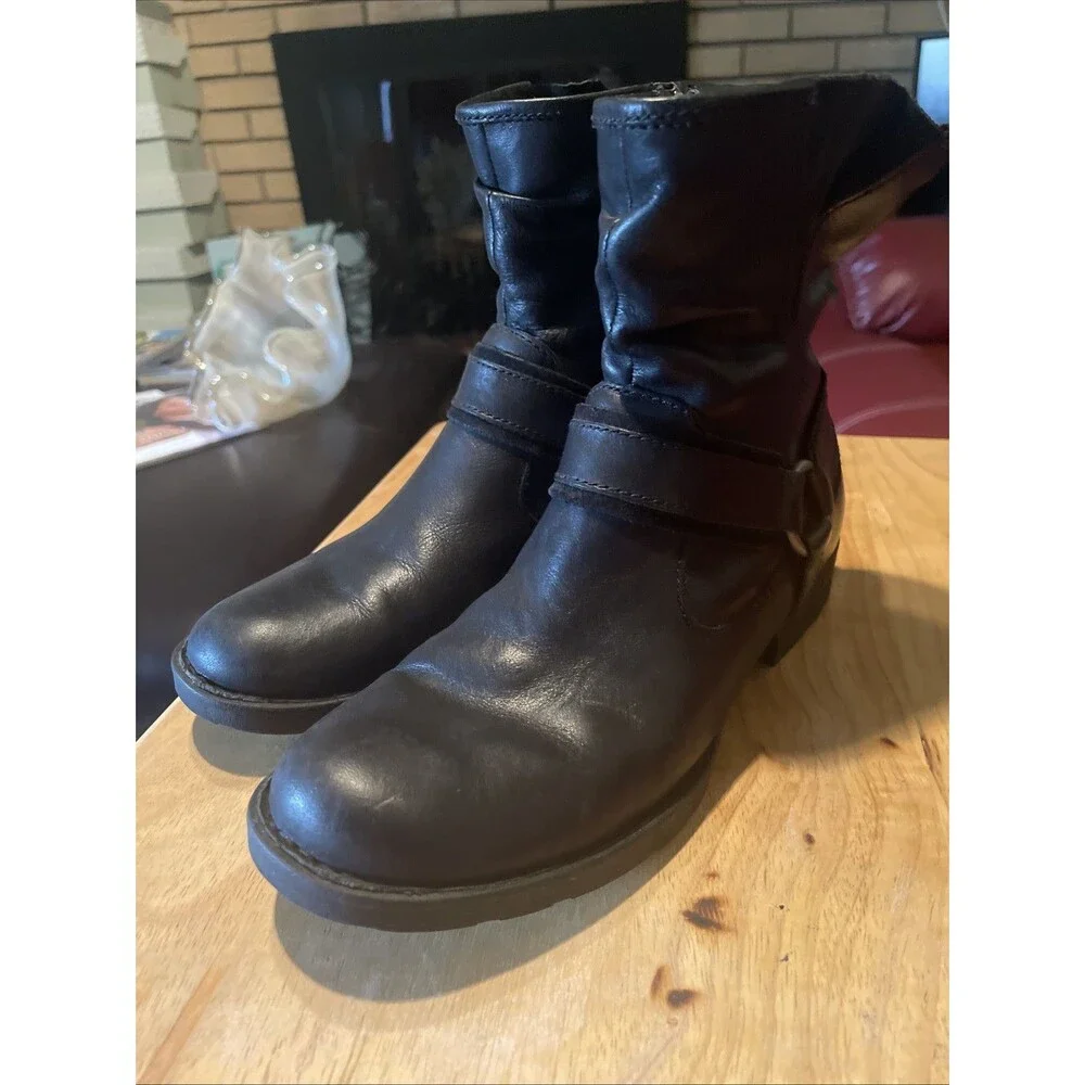 Born Boots Women's 8 Black Leather Ankle Biker Buckle Zip Booties Grunge Goth